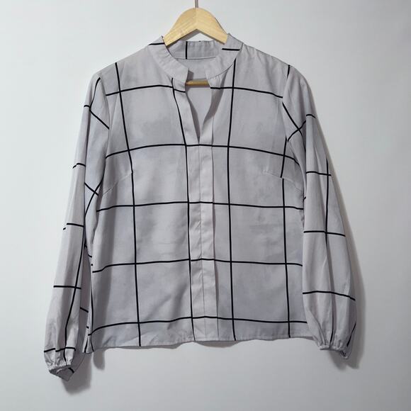 SHEIN Women's Gray and Black long sleeve Plaid Blouse women's Size Small - Picture 1 of 6